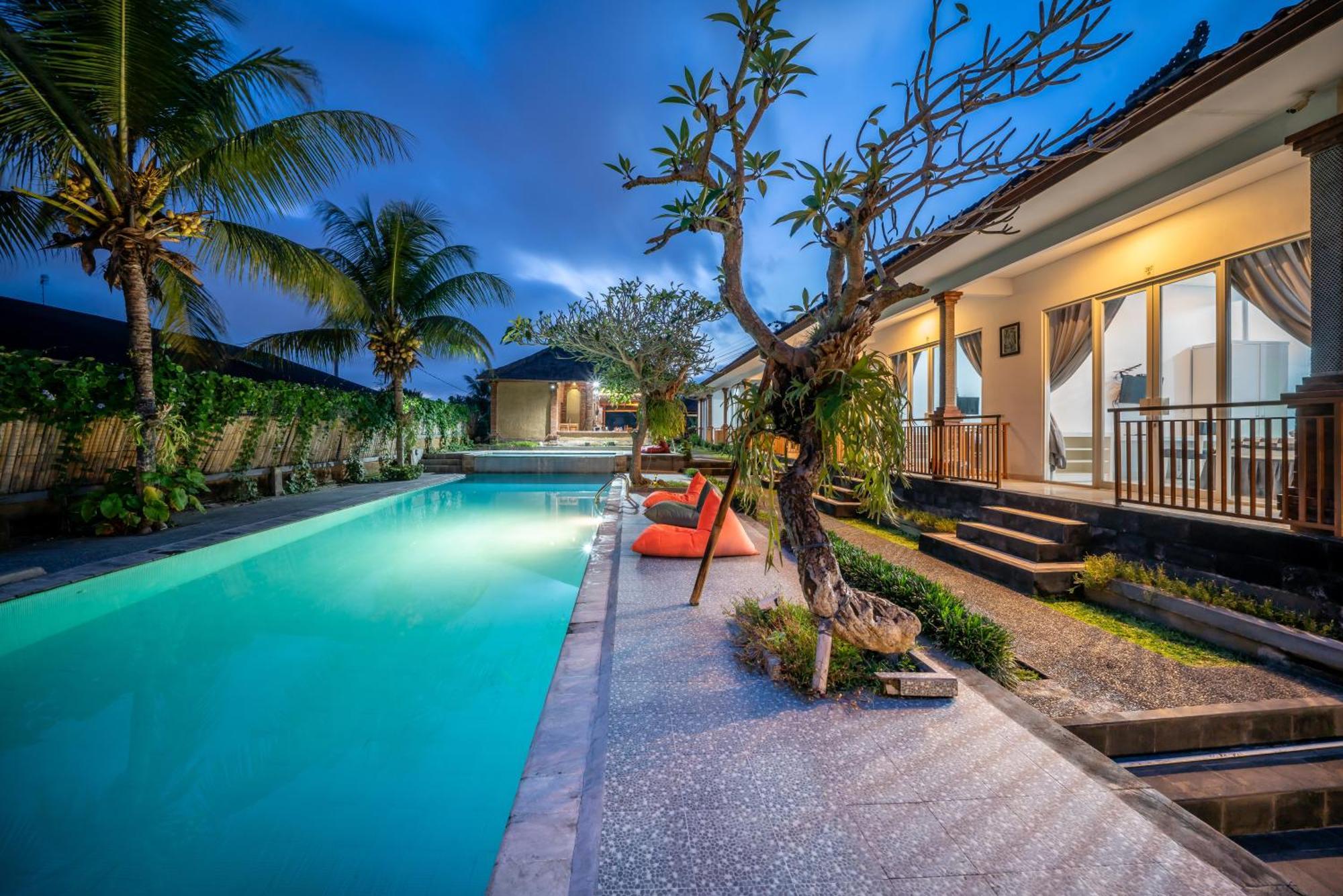 Uma Ubud Hotel Exterior photo