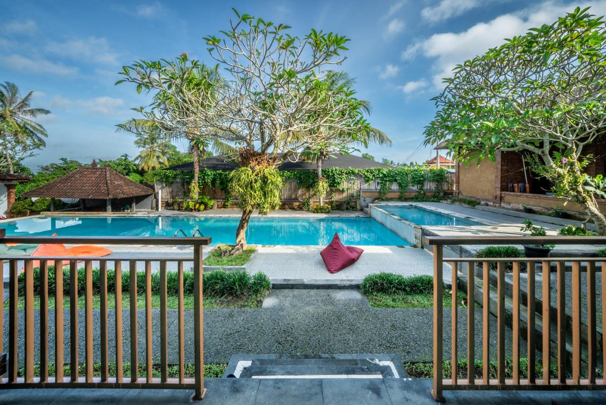 Uma Ubud Hotel Exterior photo