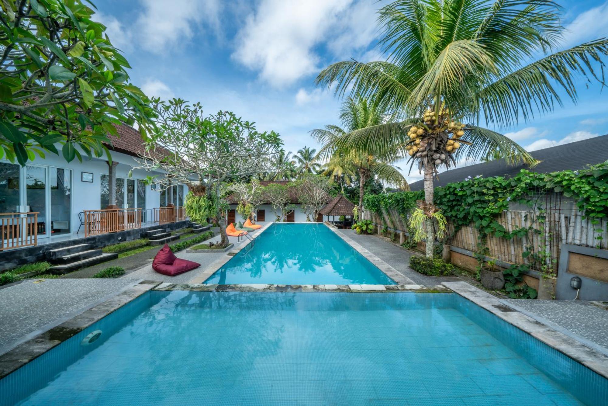Uma Ubud Hotel Exterior photo